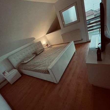 Casa Verde Foeni Екстер'єр фото