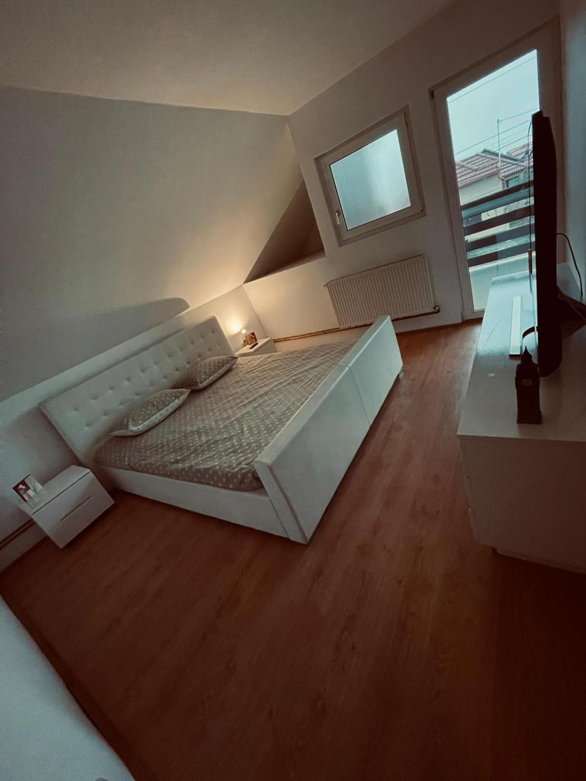 Casa Verde Foeni Екстер'єр фото